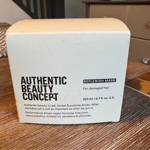 Authentic Beauty Concept Replenish Mask for damaged hair